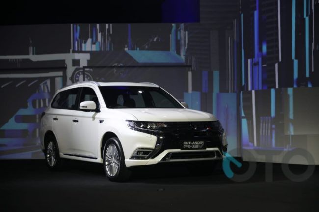 2019/07/Mitsubishi-Outlander-PHEV-2019-Indonesia2.jpg