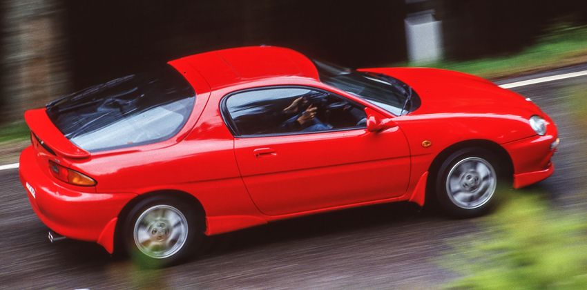 Mazda MX-3 Side Top Angular