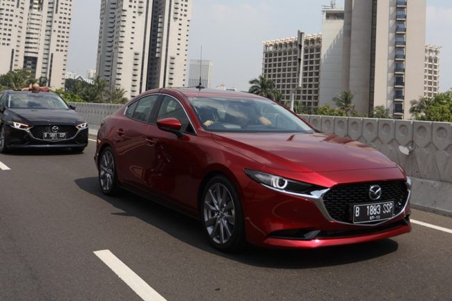 Terbukti Keelokan Mazda3 Mampu Memikat Wanita Terbukti Keelokan Mazda3 Mampu Memikat Wanita