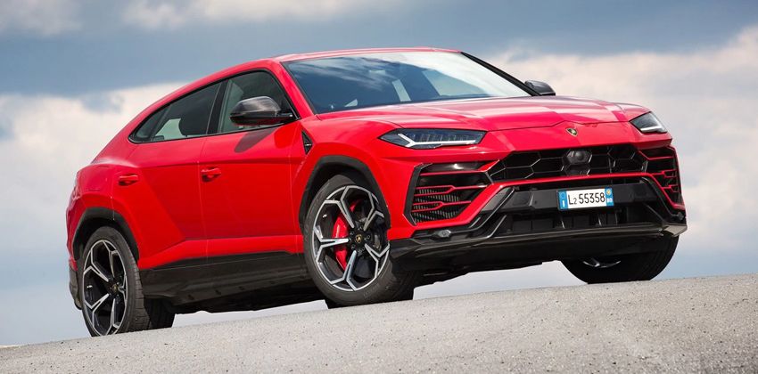 2019 Lamborghini Urus exterior