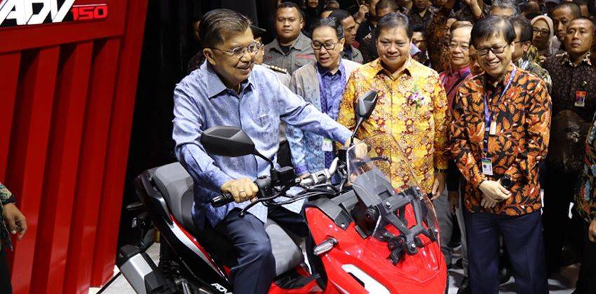 Honda Launches Adv 150 In Indonesia Zigwheels