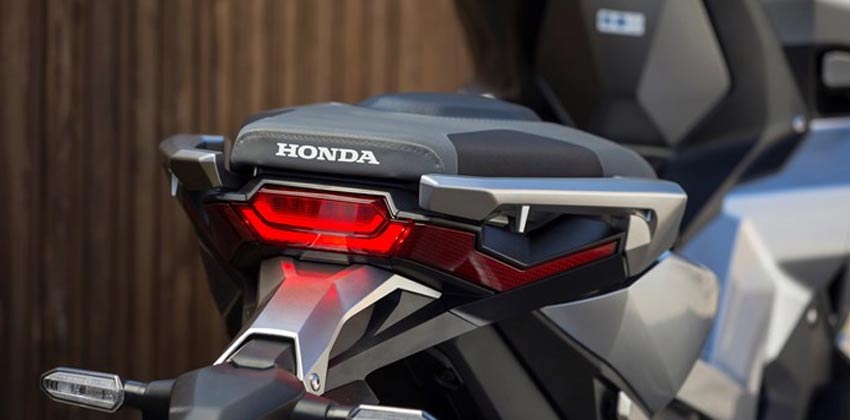 Honda ADV comfortable seat