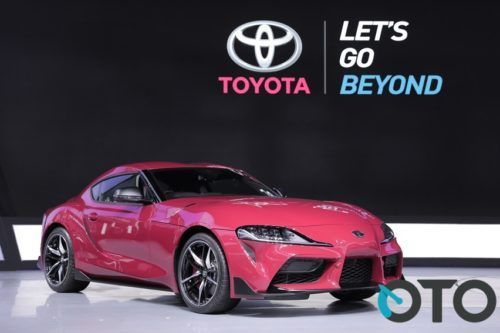 Platform Sama, Pilih Toyota GR Supra atau BMW Z4 Terbaru?