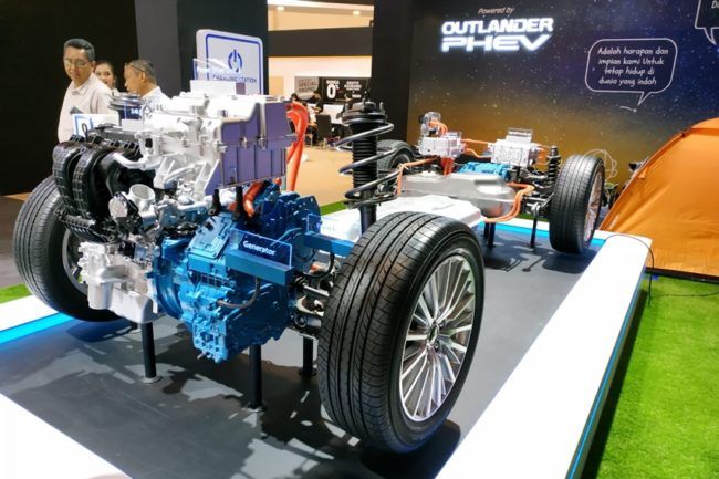 2019/07/GIIAS-2019-outlander-phev-hybrid.jpeg