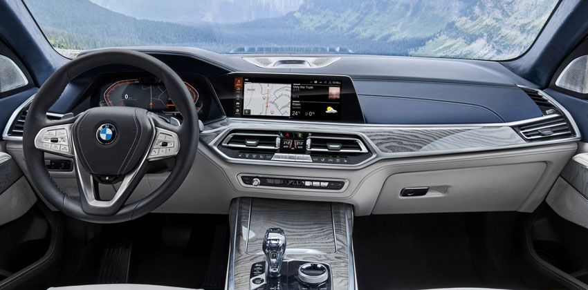 2020 BMW X7 Cabin