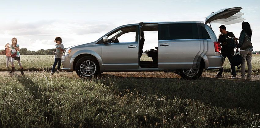 Dodge Grand Caravan Side
