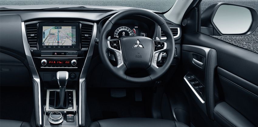 2019 Mitsubishi Pajero Sport INTERIOR