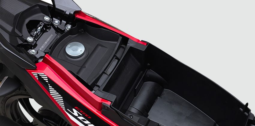 Yamaha Ego Solariz storage