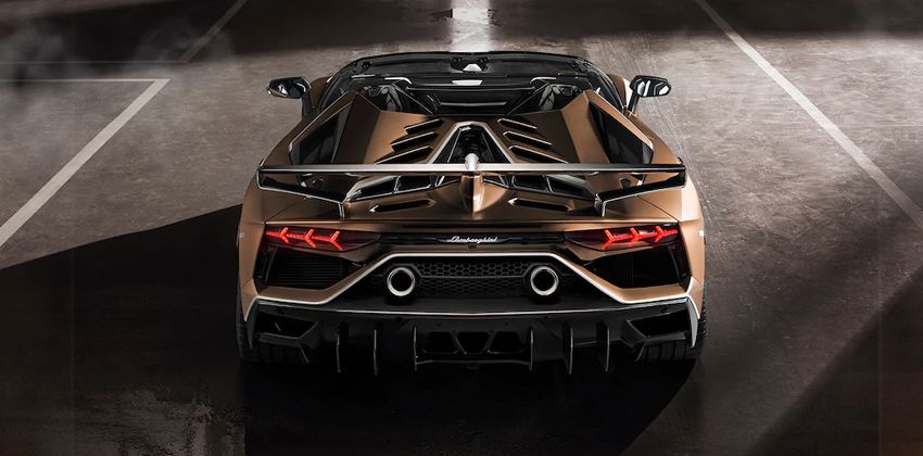 Aventador Rear