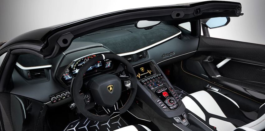 Aventador Cabin