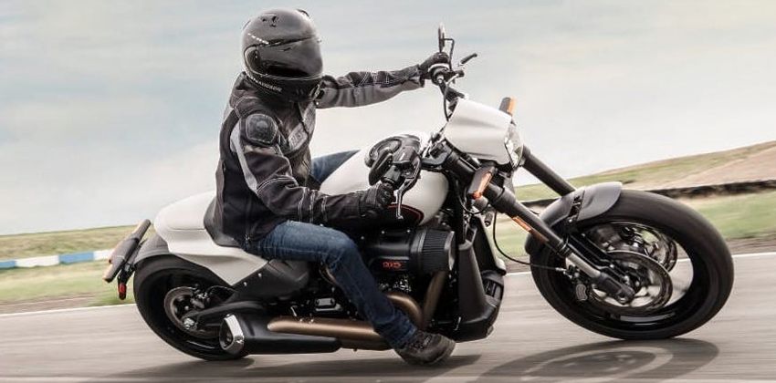 Harley Davidson FXDR 114 ride & handling