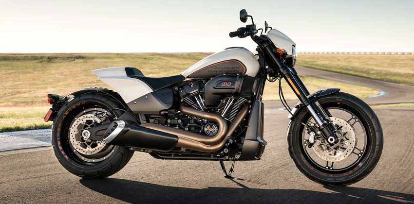 Harley Davidson FXDR 114 side