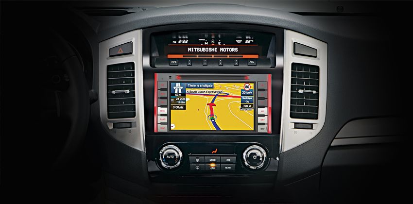 Mitsubishi Pajero DASH