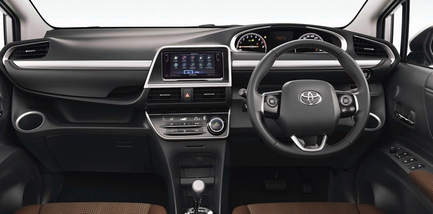 Toyota Sienta interior