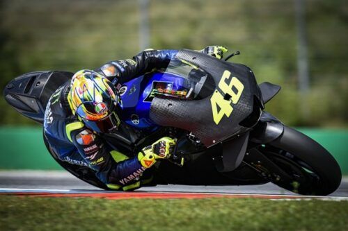 MotoGP: Rossi Ingin Swingarm Karbon M1 Segera Dipakai Balapan