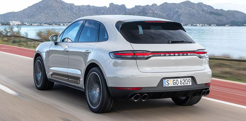 Porsche Macan S rear