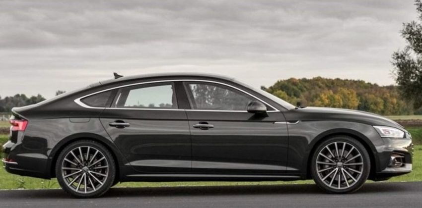 Audi A5 Side