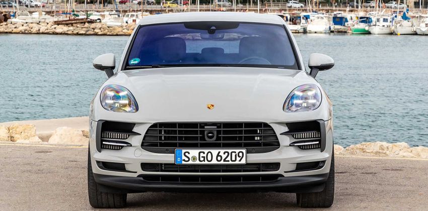 2019 Porsche Macan S front