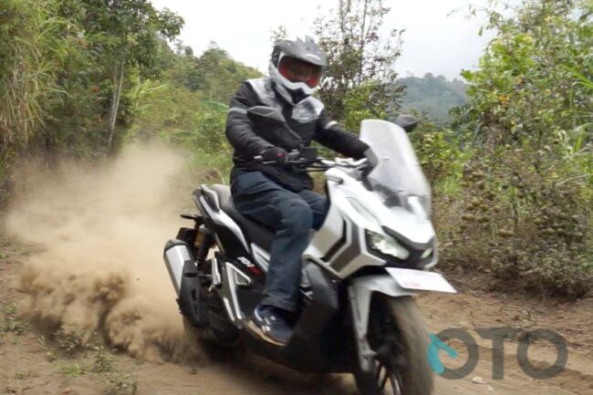 Honda ADV150 Dinobatkan Sebagai Motor Terbaik 2019 Versi Forwot Honda ADV150 Dinobatkan Sebagai Motor Terbaik 2019 Versi Forwot