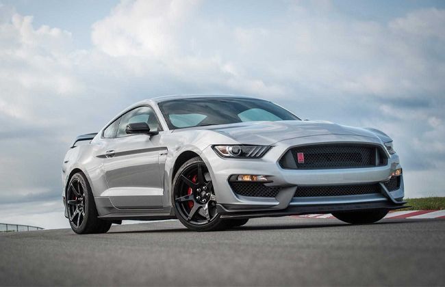 2020 Mustang Shelby GT350R comes sporting GT500’s stuff
