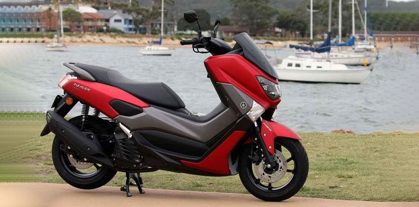Yamaha NMAX side