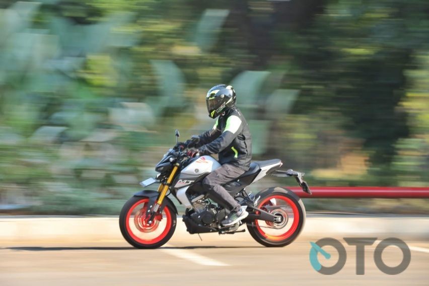 Pilihan Motor Sport Yamaha 150 cc dengan Mesin Identik, Lebih Enak Mana?