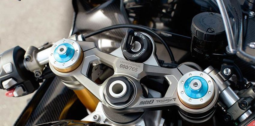 2019 Triumph Daytona Moto2 765 Limited Edition spec