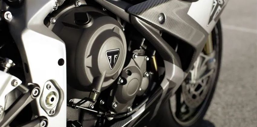 2019 Triumph Daytona Moto2 765 Limited Edition engine