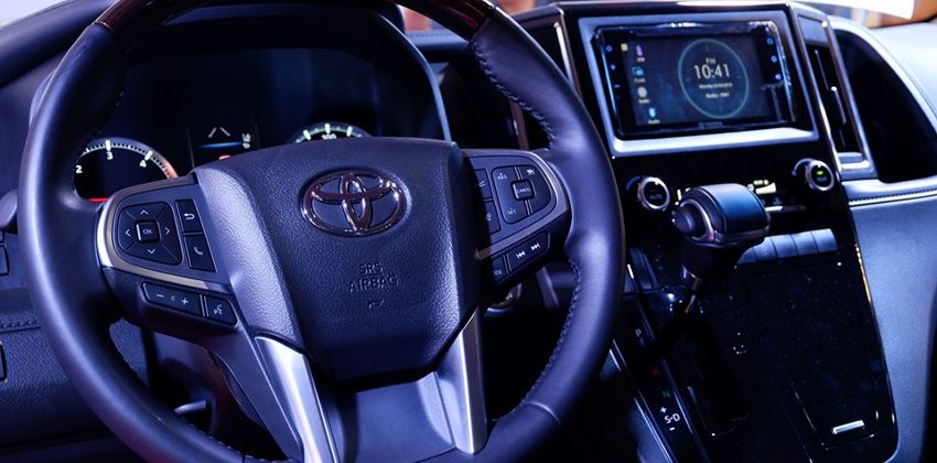 2020 Toyota Hiace Super Grandia cabin