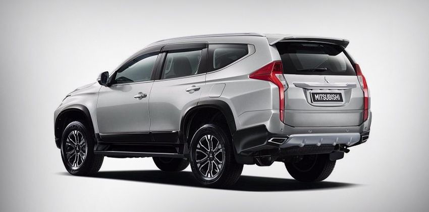 Pajero Side and Back