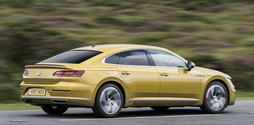 VW Arteon side-rear angle