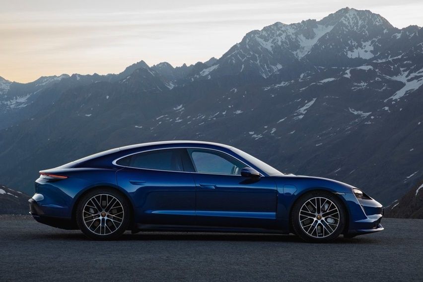 porsche taycan 
