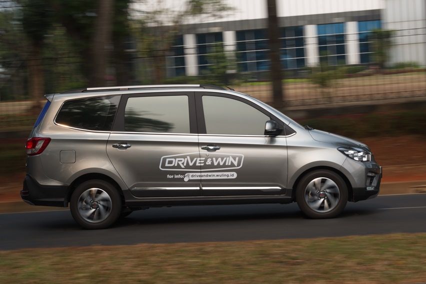 hadiah wuling confero