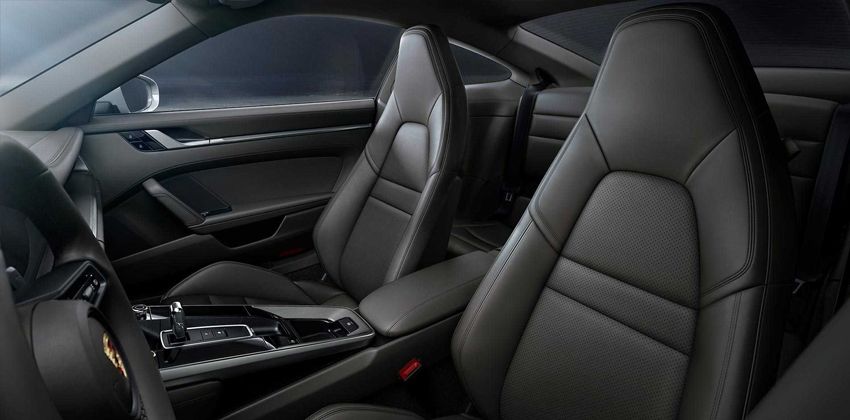 Porsche 911 interior