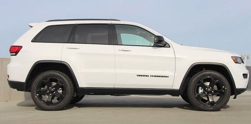 Jeep Cherokee Side