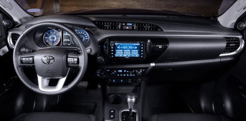 Toyota Hilux interior