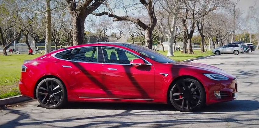 Tesla Model S side