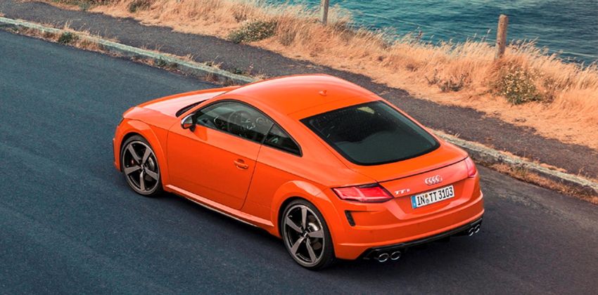 Audi TT S side rear