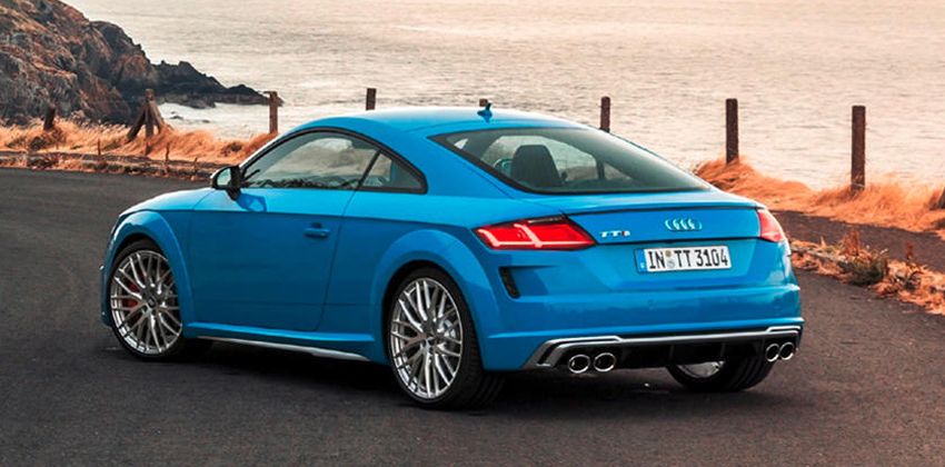Audi TT S side