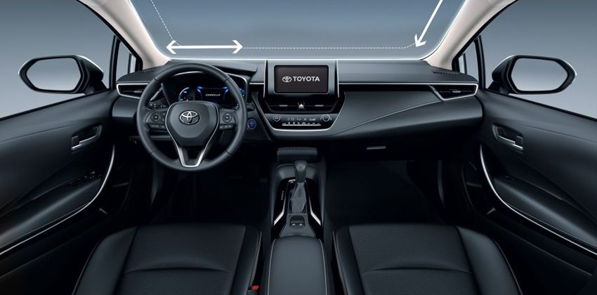 2019 Toyota Corolla Altis interior