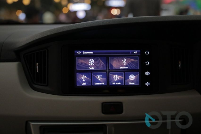 head unit Sigra