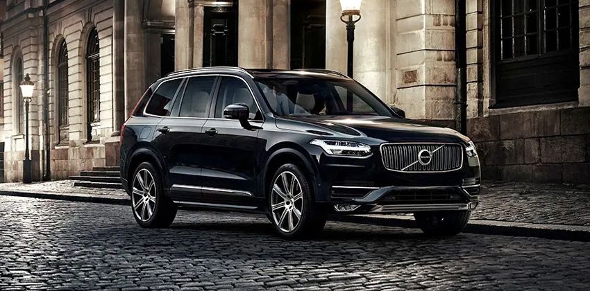 Volvo XC90 front