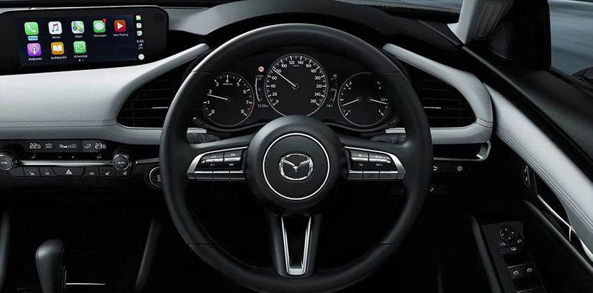 Mazda 3 Hatch cabin
