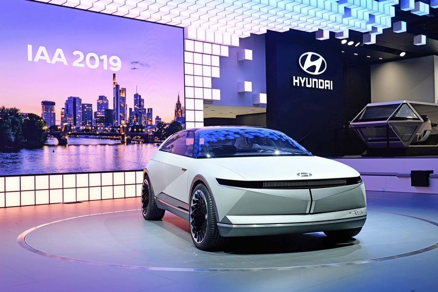 Kerennya Hyundai 45, Konsep Mobil Listrik Retro Futuristik