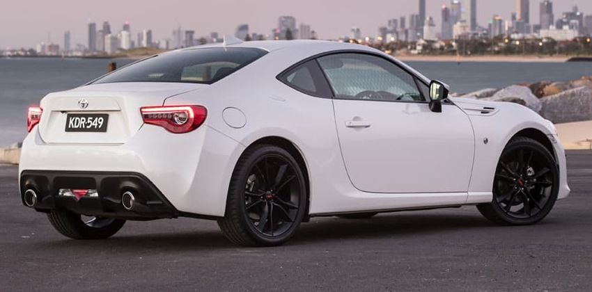 Toyota 86 side rear