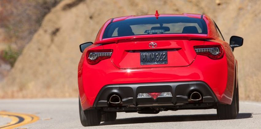 Toyota Subaru twin car