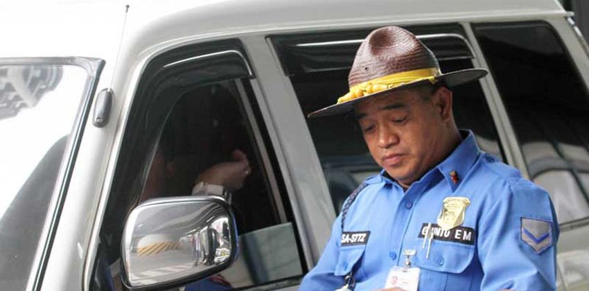 arrested by traffic enforcer 