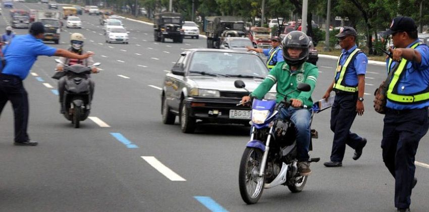 driver's right on road 