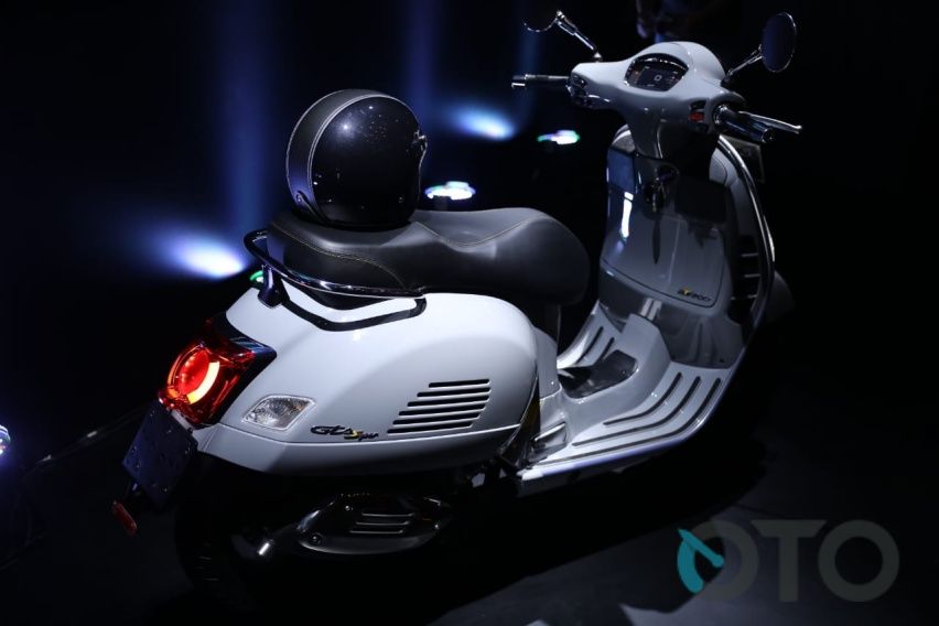 Vespa GTS 300 Super Tech