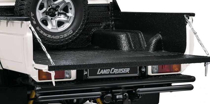 Land Cruiser Namib edition rear